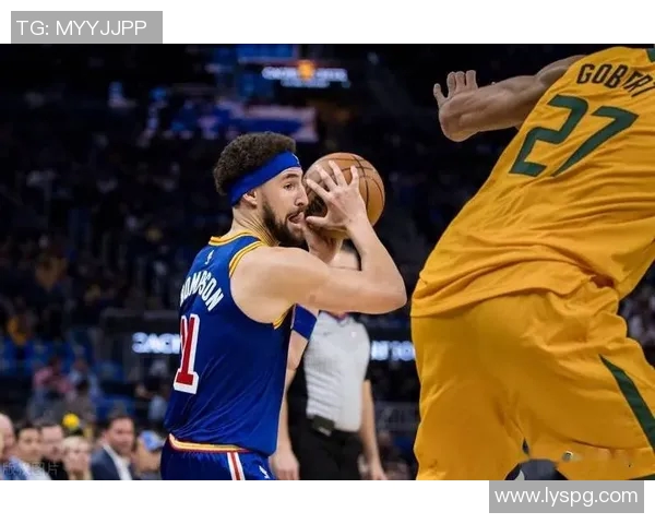 勇士击败爵士，乌布雷绝杀带来完美逆转