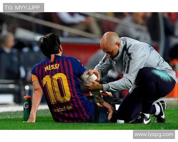梅西再次受伤，巴萨攻击线再遭重创