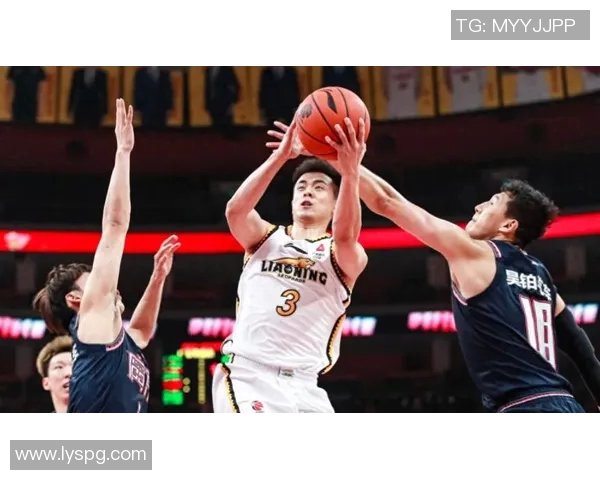 辽宁男篮在季后赛中击败山东队,晋级半决赛! 辽宁男篮在季后赛中击败山东队,晋级半决赛!