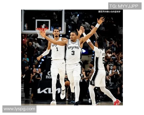 马刺取得三连胜,晋级季后赛形势看涨 马刺取得三连胜,晋级季后赛形势看涨